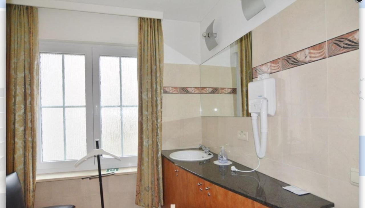 Hotel Maison Xicy Blankenberge Bagian luar foto